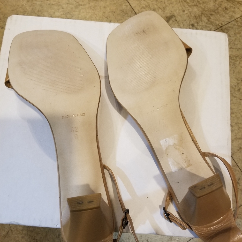 Sandals - Picture 2 of 3
